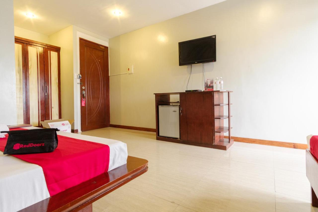 Reddoorz Near Camp Montelibano Hotel Bacolod Buitenkant foto