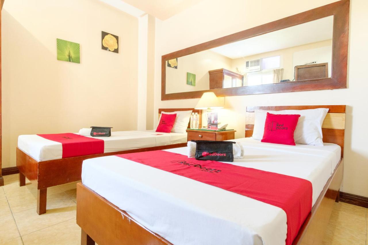 Reddoorz Near Camp Montelibano Hotel Bacolod Buitenkant foto