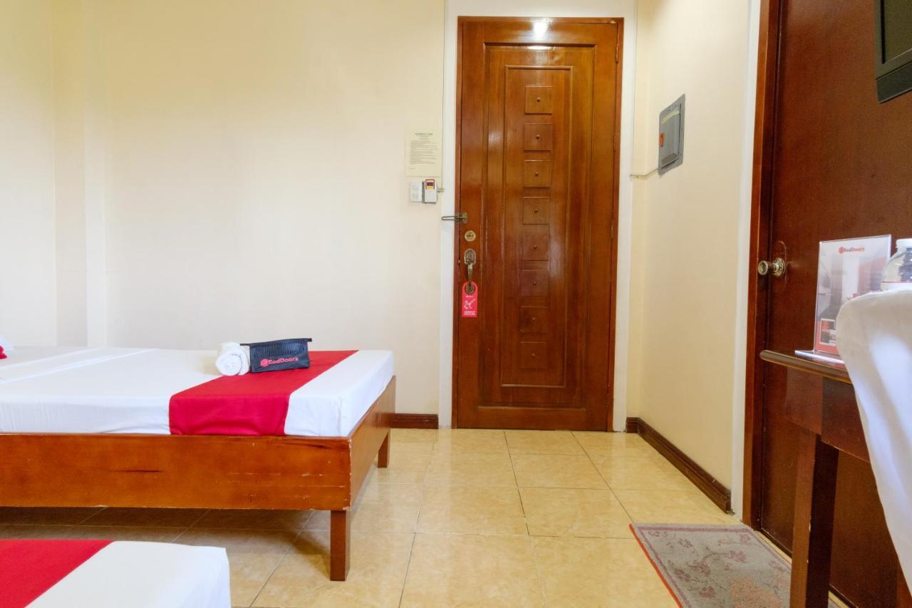 Reddoorz Near Camp Montelibano Hotel Bacolod Buitenkant foto