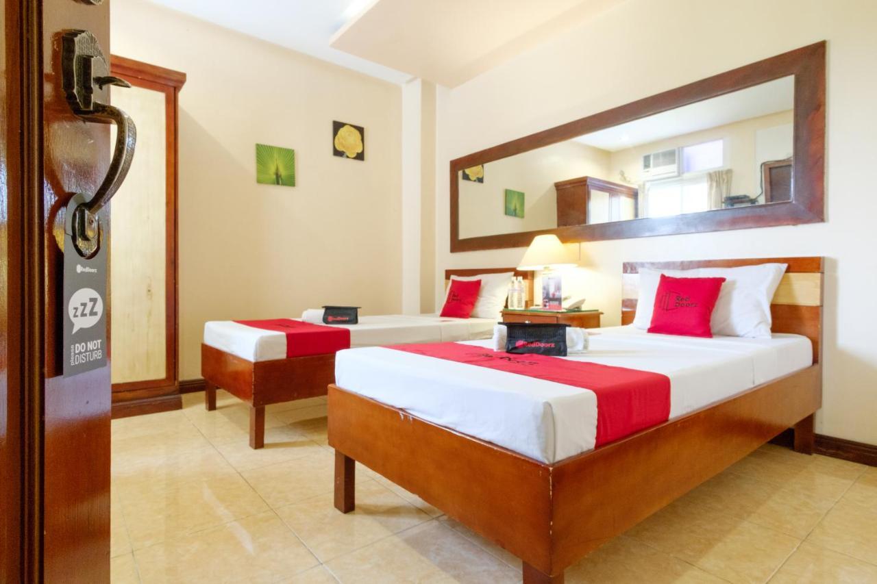 Reddoorz Near Camp Montelibano Hotel Bacolod Buitenkant foto